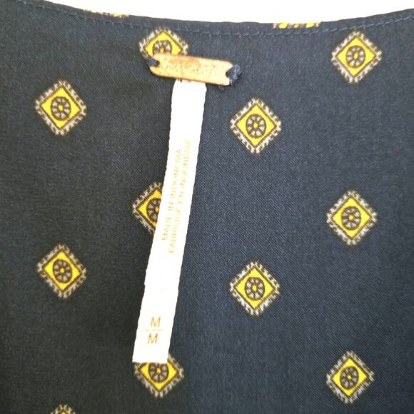 Free People Mornings In Marrakesh Navy Tie Front Sleeveless Satin Blouse Top M - Picture 5 of 7